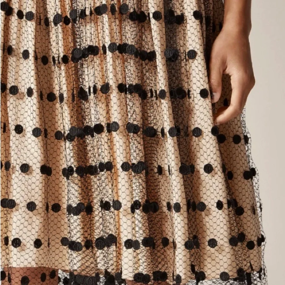 J Crew Collection layered mesh skirt with dots size 4 - Picture 3 of 5